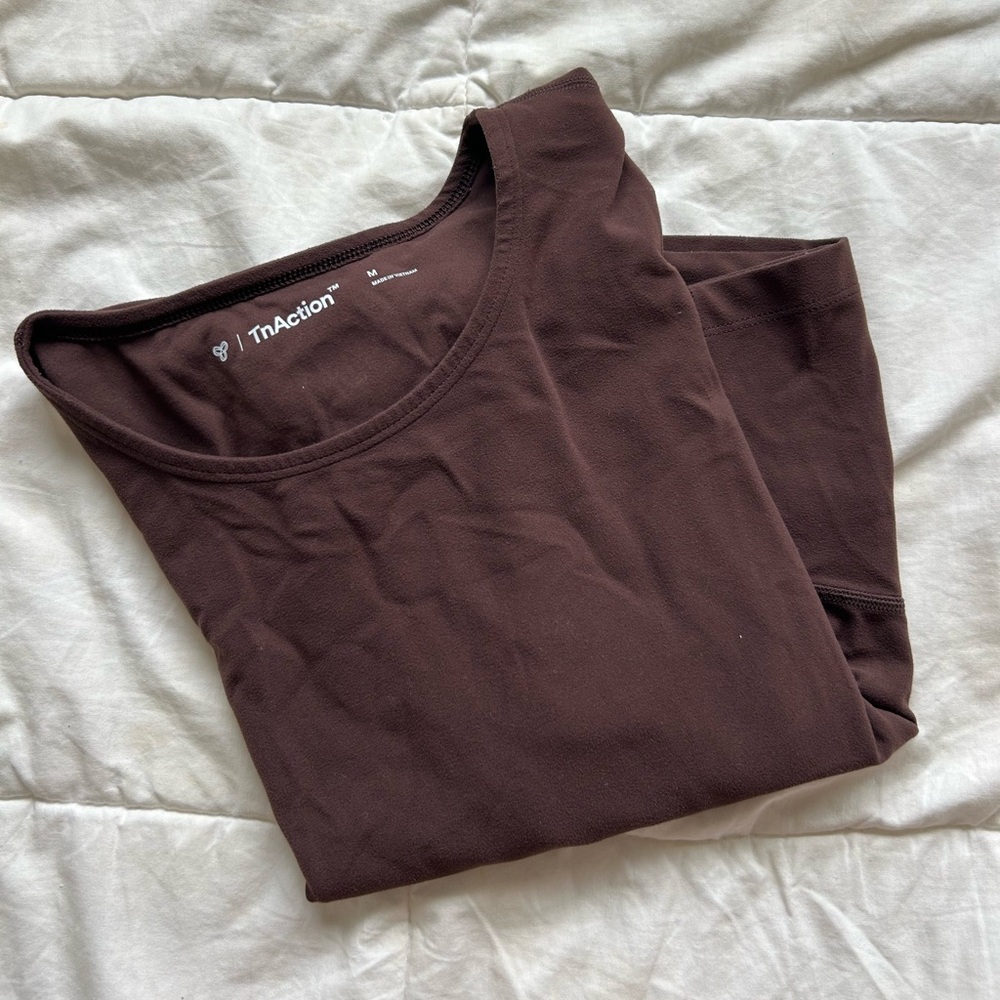 Aritzia BUTTER Bound T-Shirt ||
